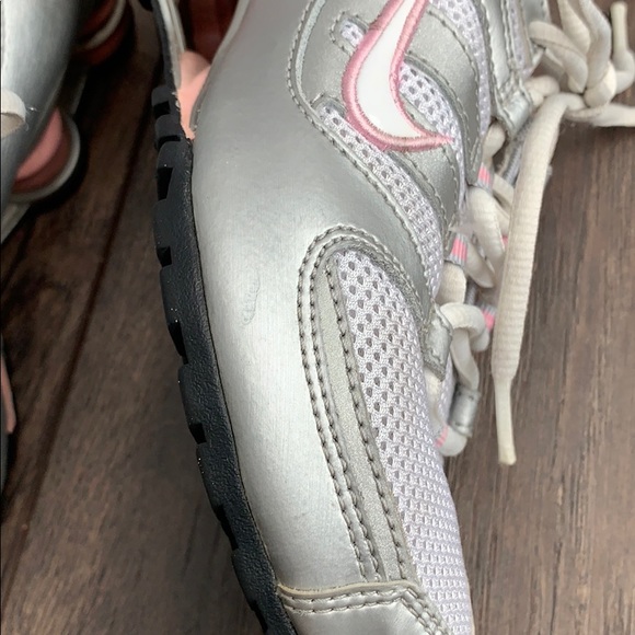 Nike Shox - Picture 6 of 8